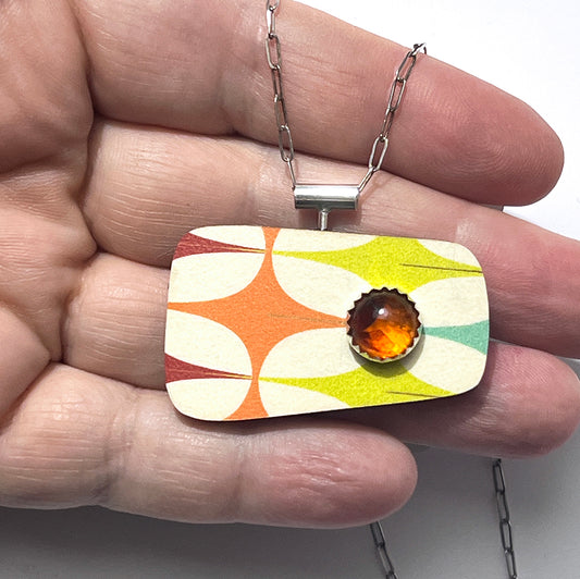 Palm Springs Populuxe Laminate Necklace with Amber