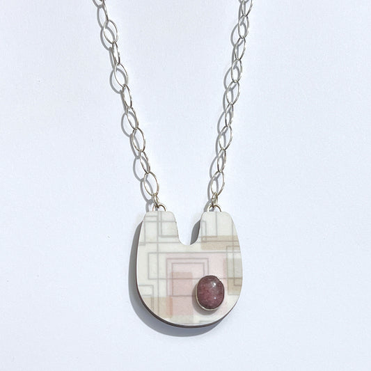 Atomic Peggy Laminate Arch Necklace