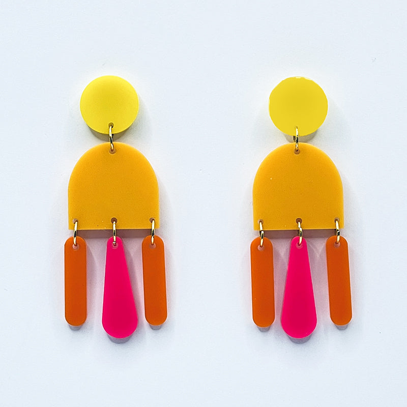 Groovy Chandelier Earrings - Lemon Dot