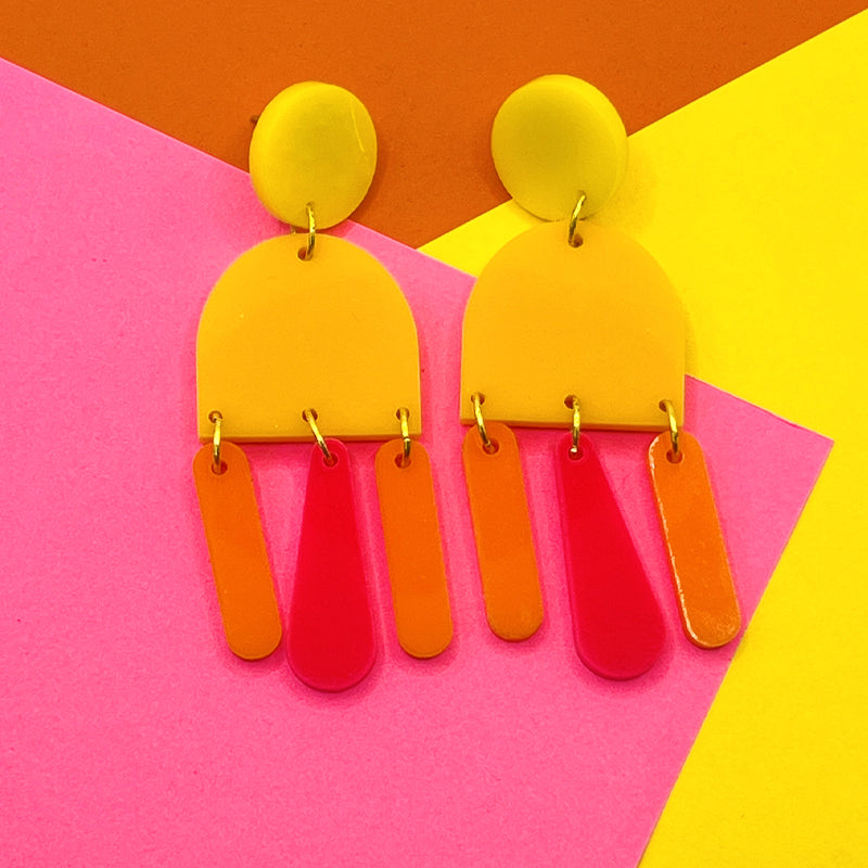 Groovy Chandelier Earrings - Lemon Dot