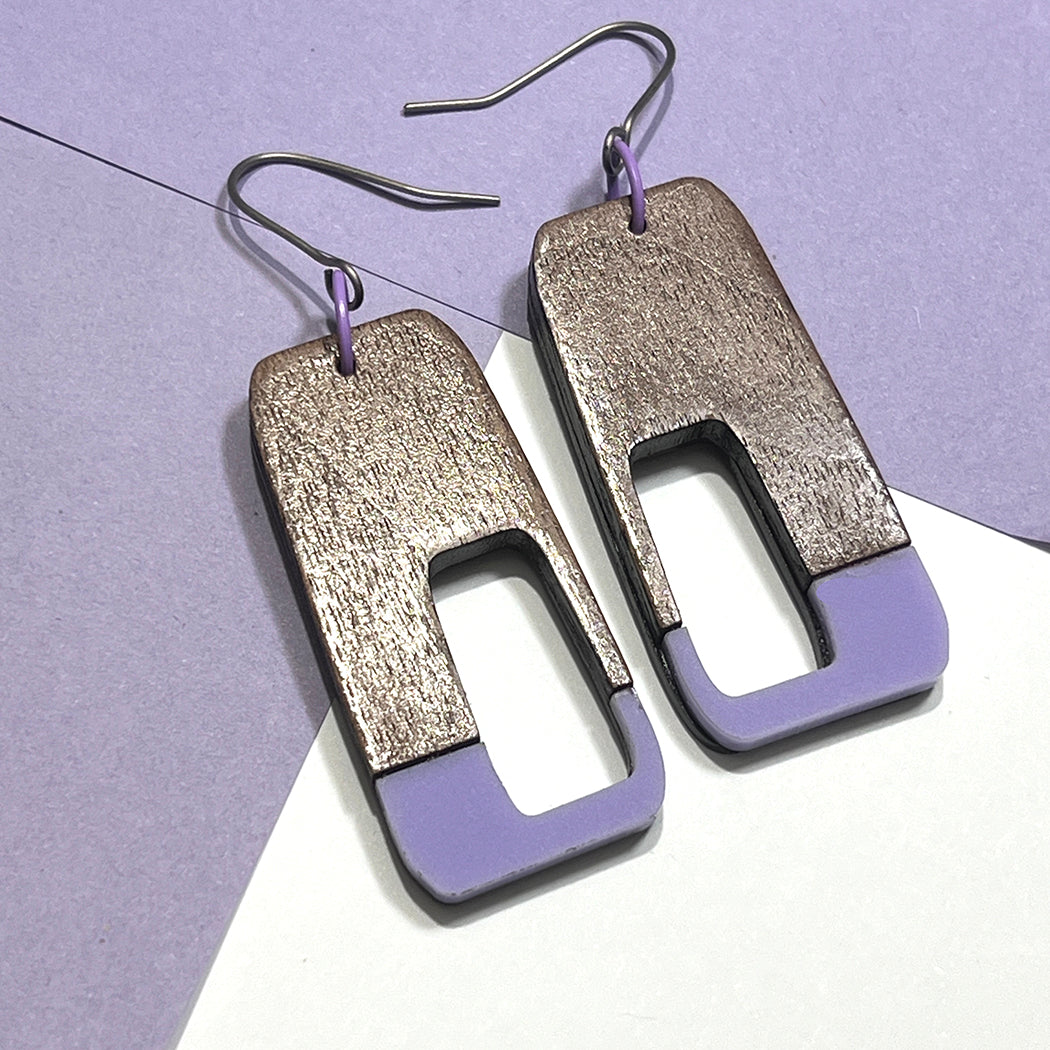 Lilas à la Clôture Earrings