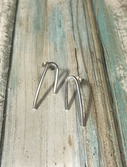 Minimalist Sterling Arch Earring