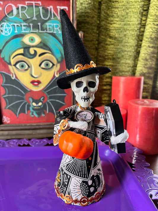 Retro Witch Doll - Skull head with pumpkin