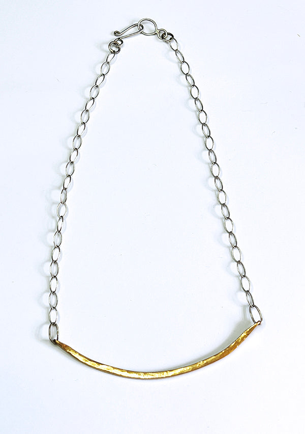 Curved Bar Necklace