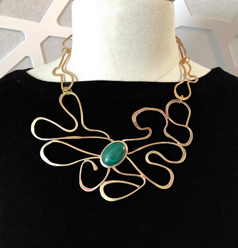 Niemeyer Curves Necklace in Brass and Malachite